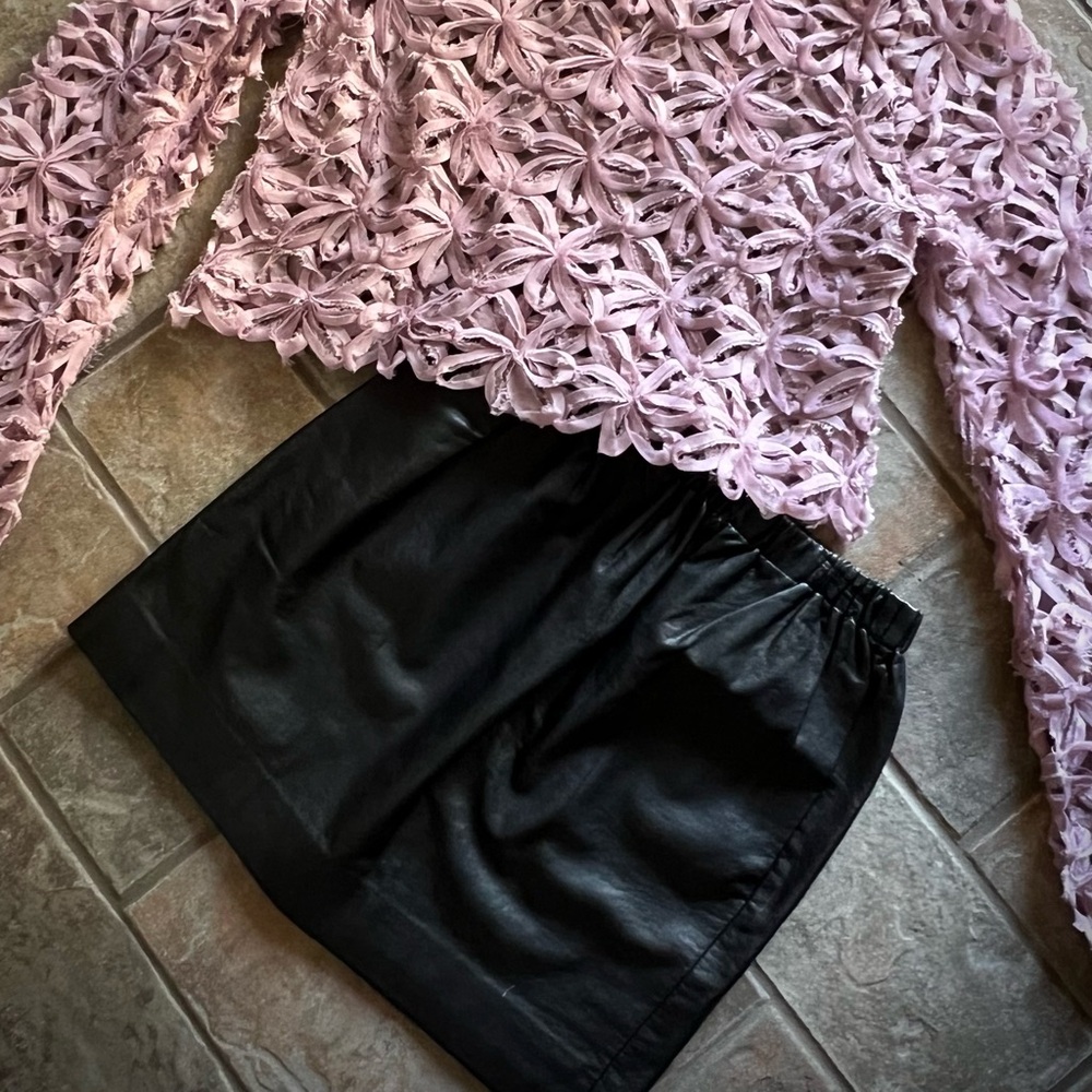 🎉5/$20🎉 ANTHROPOLOGIE Sparkle & Fade Faux Leather Skirt